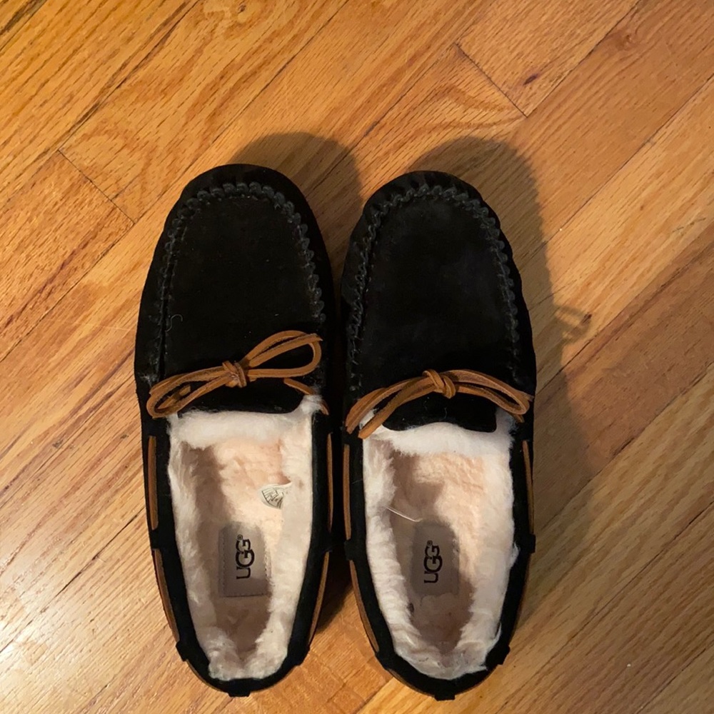 Women’s UGG slippers